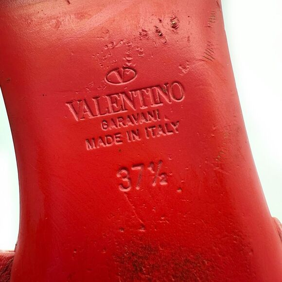 VALENTINO Rockstud Red Leather Sandal Size 37.5 Flat Flip Flop Slide Studded - Picture 10 of 12